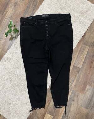 Torrid Size 24 Regular Black Button Fly Raw Hem Sky High Skinny Jeans
